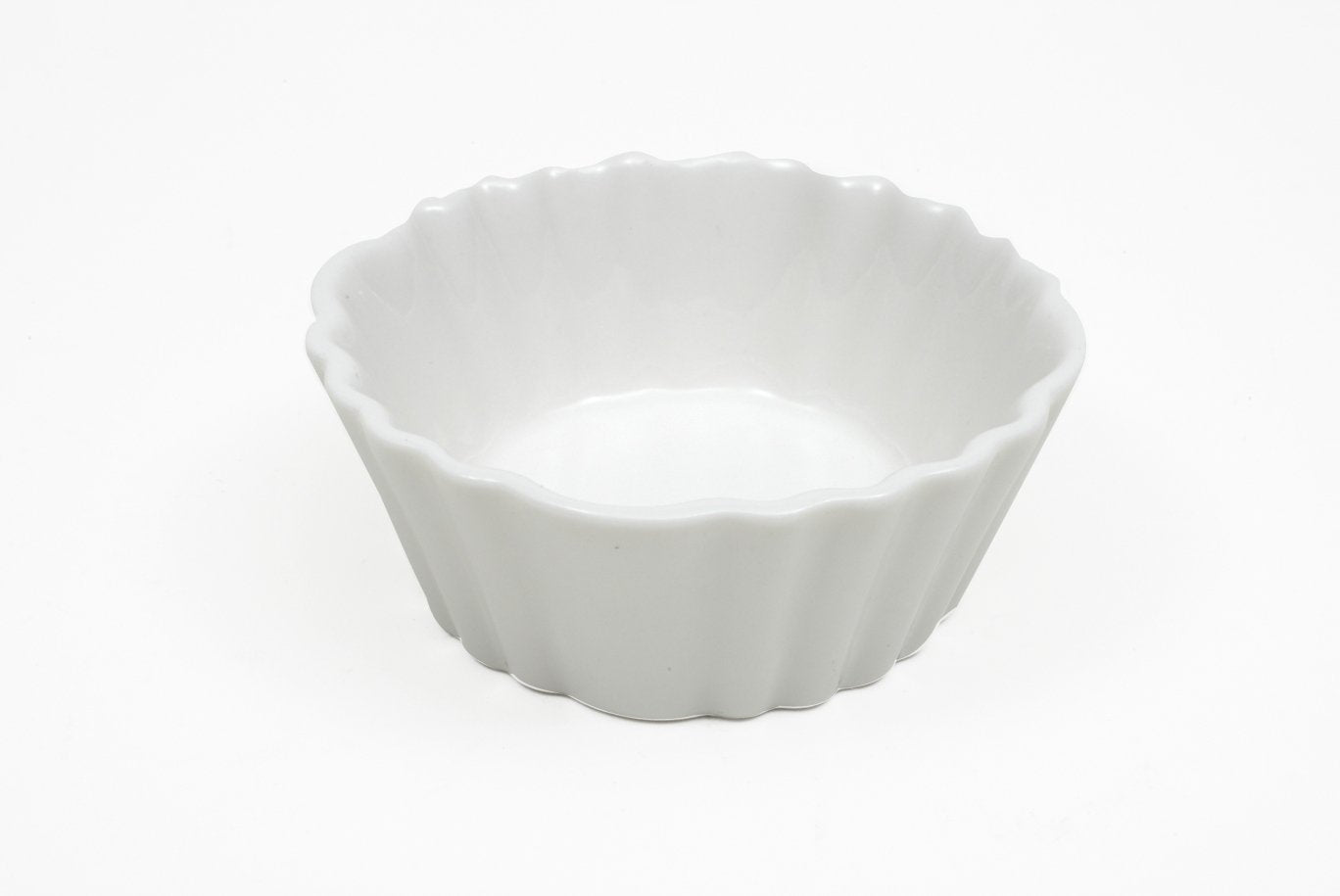 Maxwell Williams White Basics Fluted Flan Dish