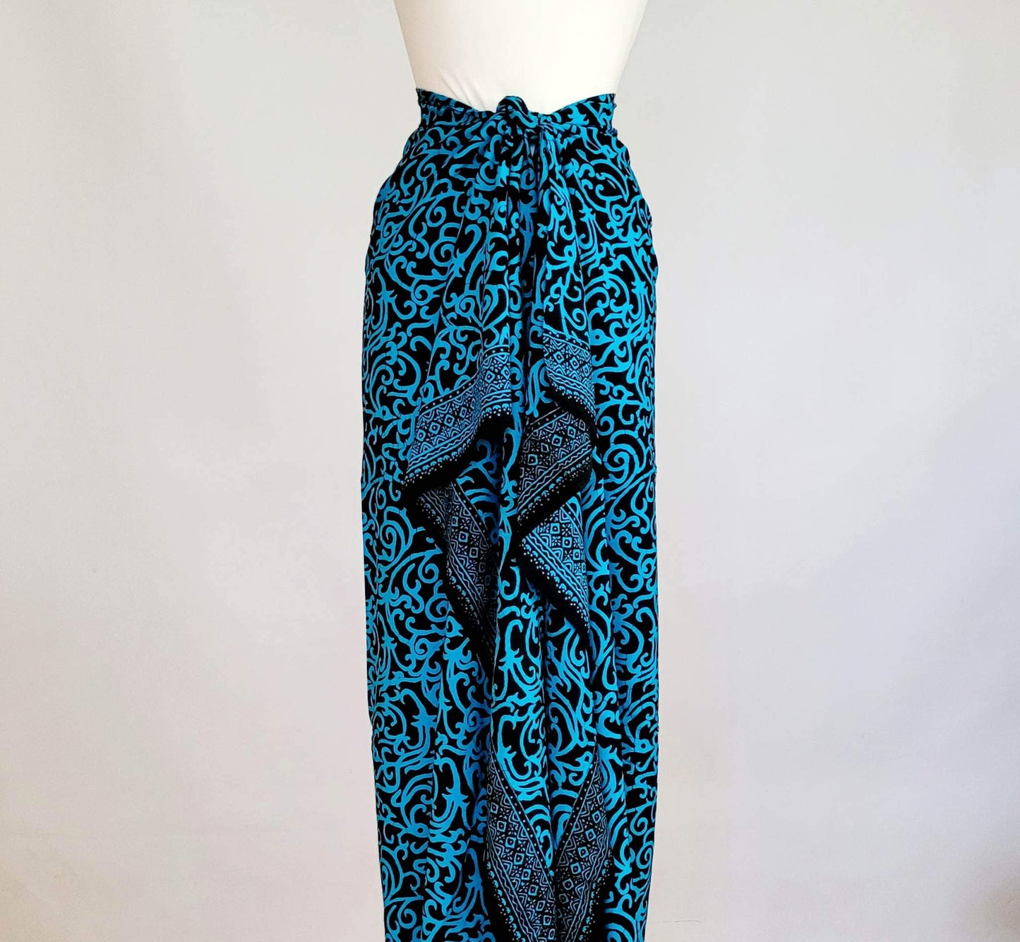 Java Curious Blue and Black Batik Sarong