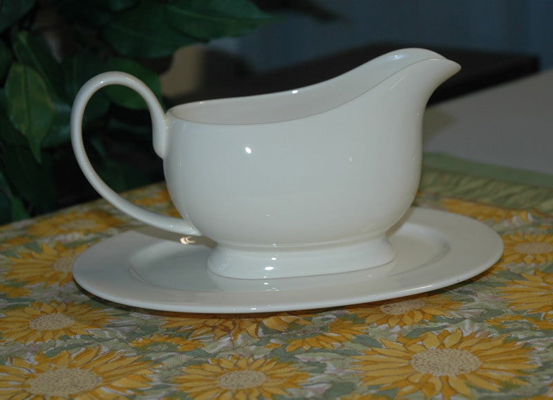 Ivory Cream Fine Ironstone China Gravy/Sauce Boat