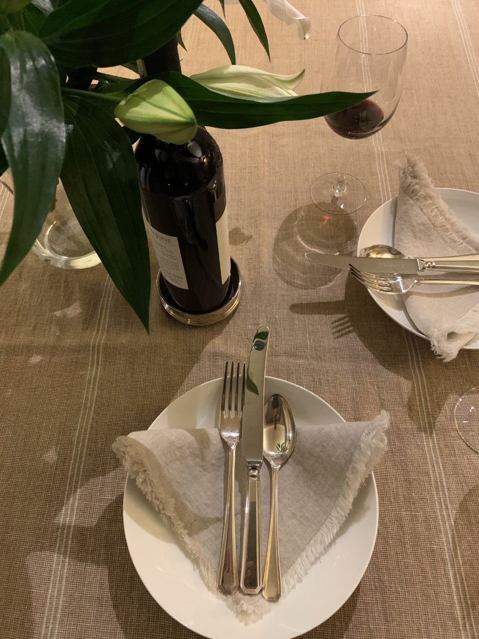 Linen gold tablecloth in 4 sizes