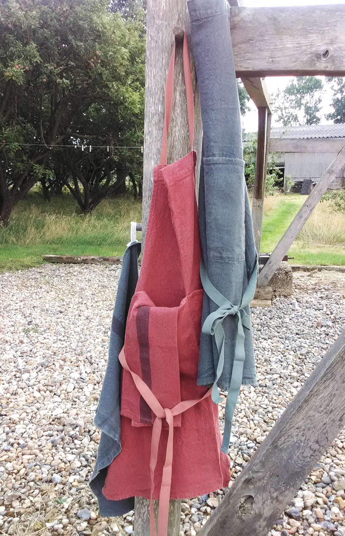 Pre-Washed Quality Natural Linen Apron Perfect for All Serious Cooks