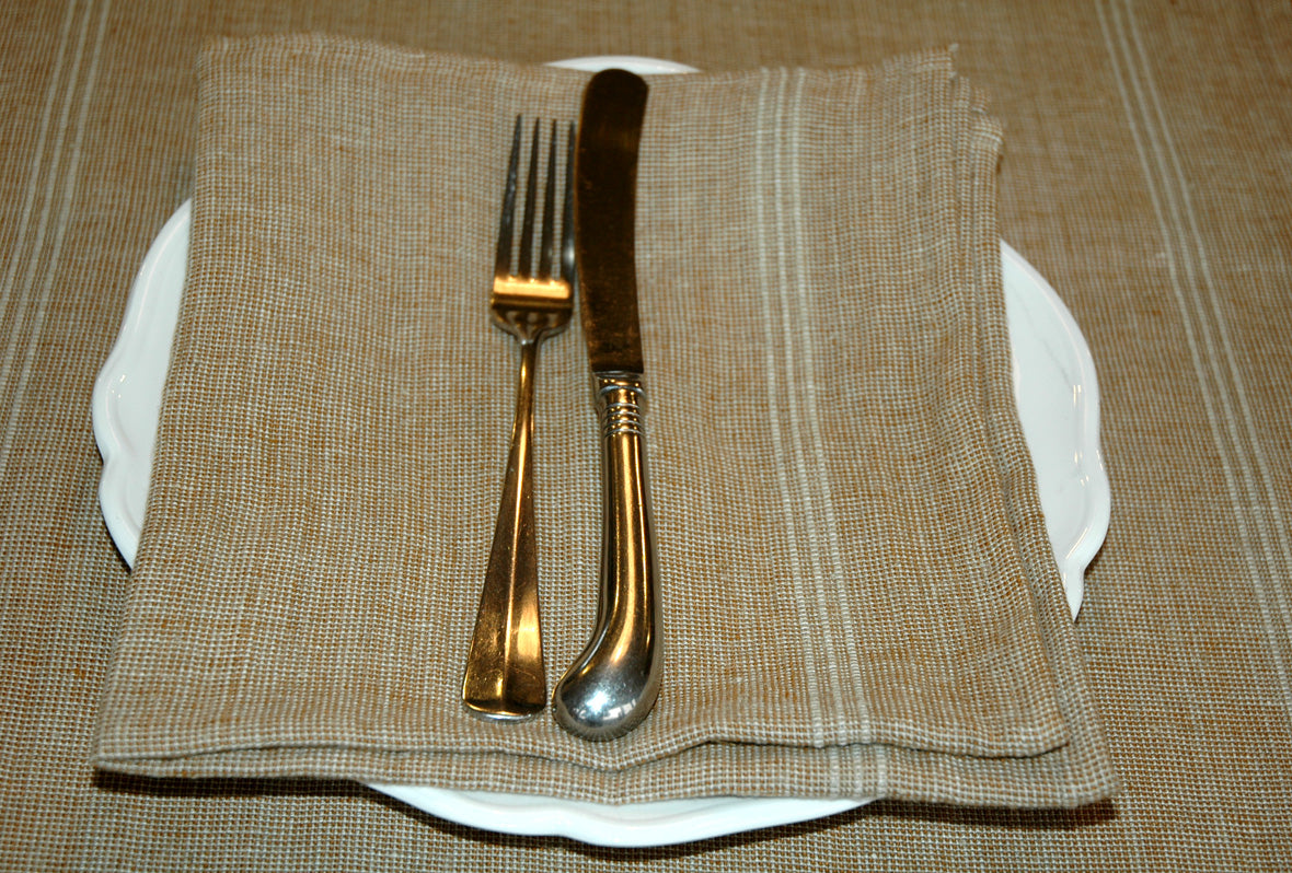 Golden linen napkins in 3 colours