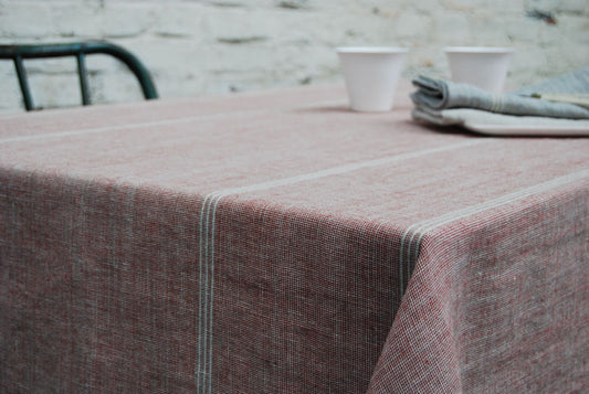 Exquisite Pure French Linen Tablecloths in Rouge in 4 sizes